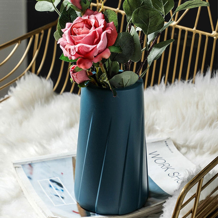 Vaso Moderno - Decoração de casa - TiPaparico
