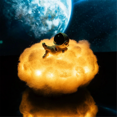 Luminária Astronauta nas Nuvens - TiPaparico