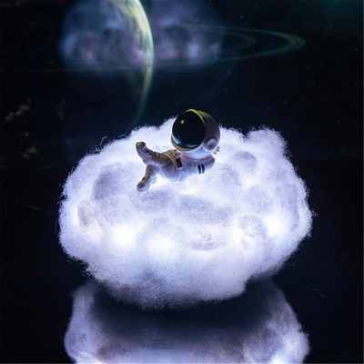 Luminária Astronauta nas Nuvens - TiPaparico